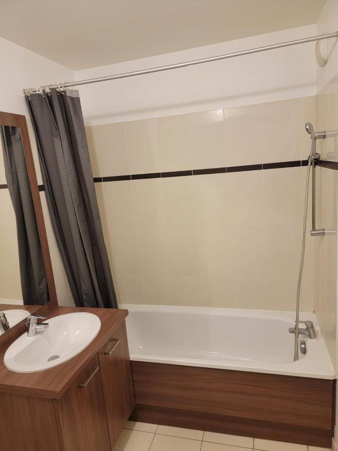 Boissy Gare Rer A Appartement 1 A 3 Chambres Au Choix Exterior photo
